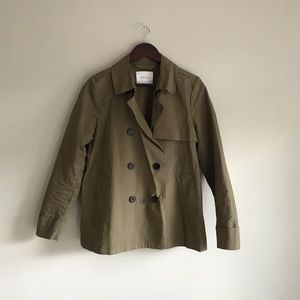 Everlane cropped trench swing coat in olive